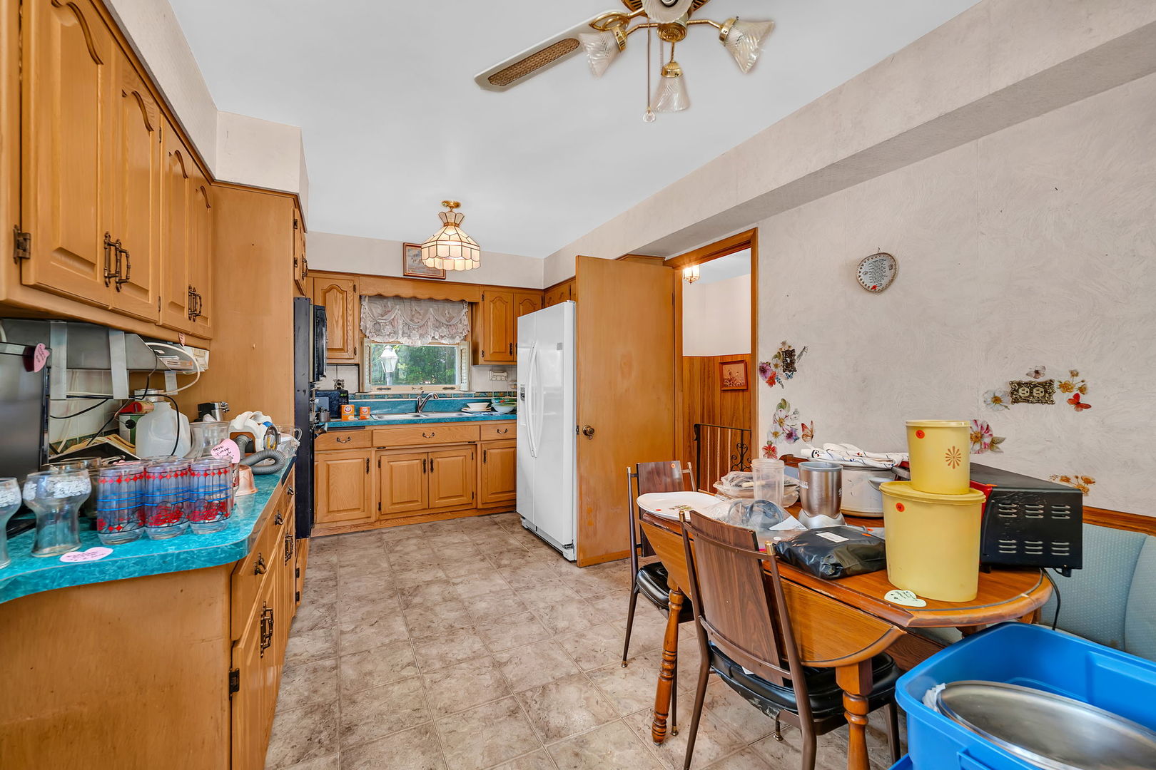 7859 78th Street Bridgeview, IL 60455 - Photo 8 of 25