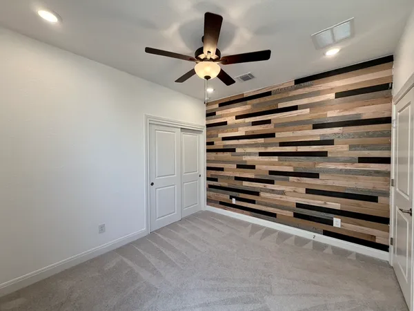 $2,500 | 125 Slenderleaf Drive, Marble Falls, TX 78654