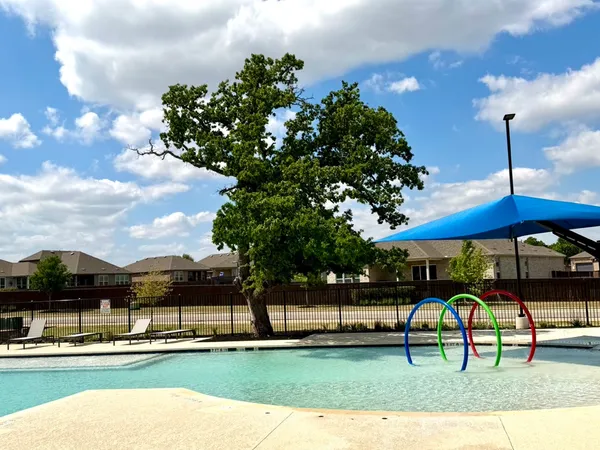 $2,500 | 125 Slenderleaf Drive, Marble Falls, TX 78654