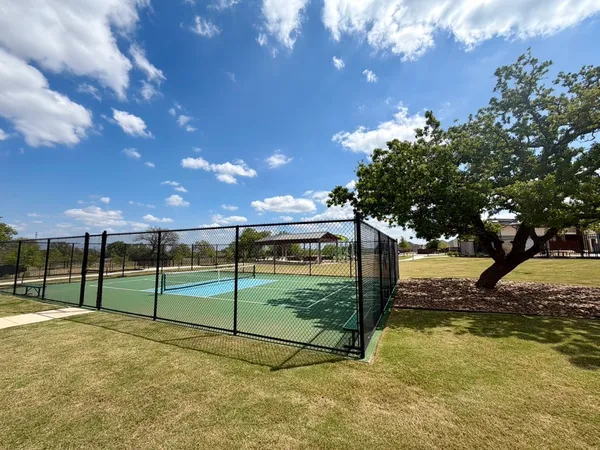 $2,500 | 125 Slenderleaf Drive, Marble Falls, TX 78654