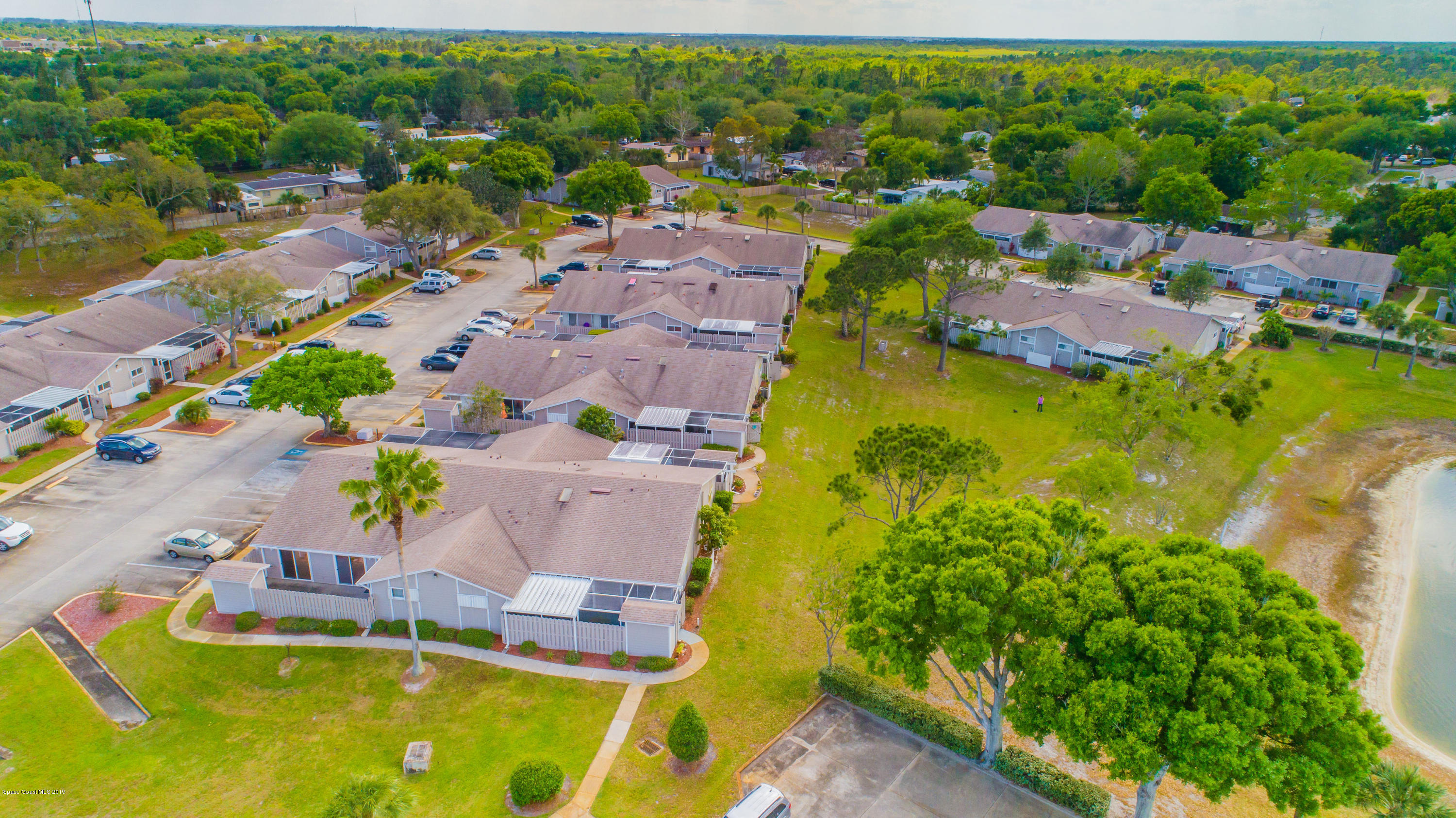 1918 Quail Ridge Court, Unit 2002 Cocoa, FL 32926 - Photo 27 of 32 1918QuailRidgeCtUnit2002Drone(14of22)