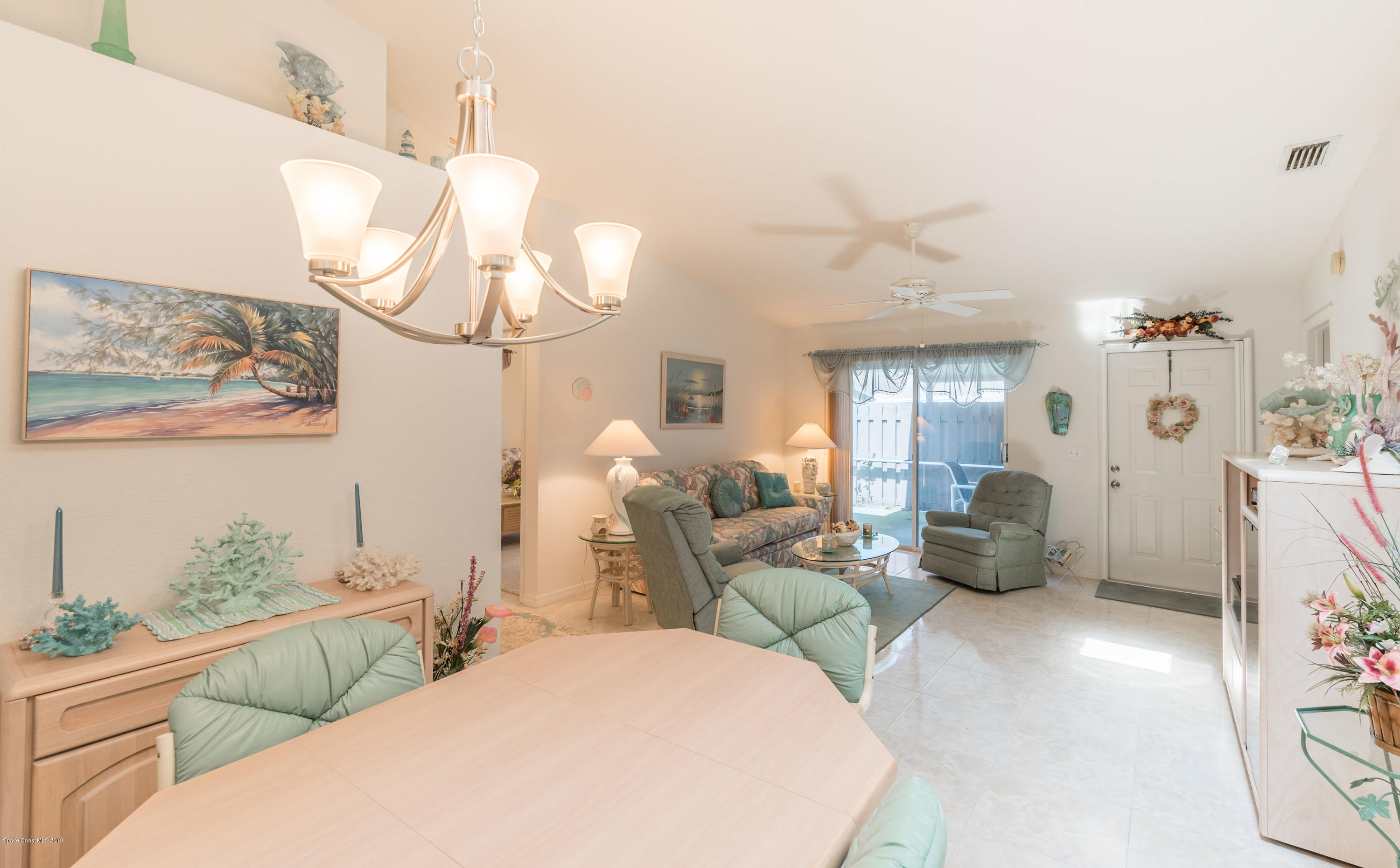 1918 Quail Ridge Court, Unit 2002 Cocoa, FL 32926 - Photo 7 of 32 1918QuailRidgeCtUnit2002(67of140)-HDR