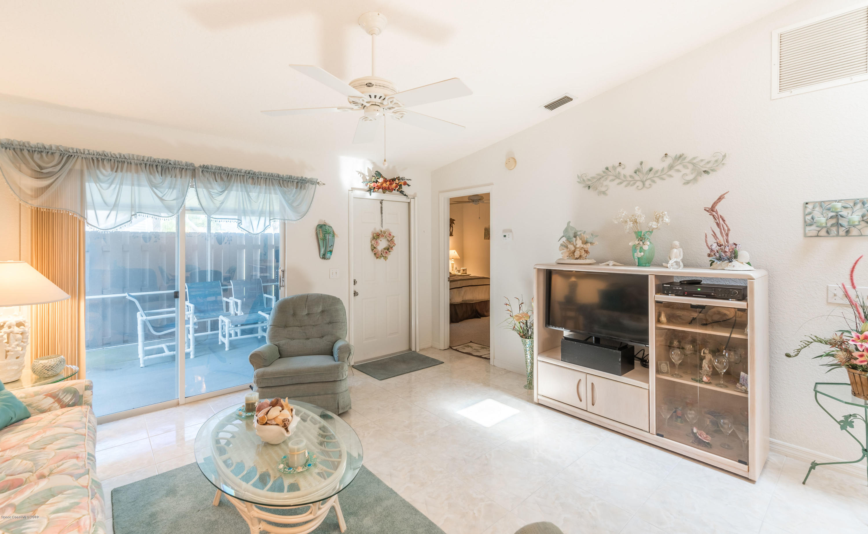 1918 Quail Ridge Court, Unit 2002 Cocoa, FL 32926 - Photo 8 of 32 1918QuailRidgeCtUnit2002(75of140)-HDR