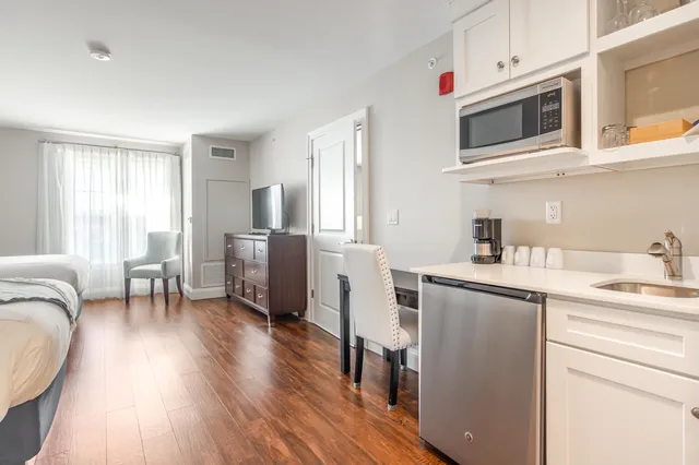 $80,000 | 1 Ocean Avenue, Unit 406 408, York, ME 03909