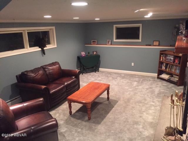 965 St Davids Road Williamsport, PA 17701 - Photo 18 of 22 Family Room