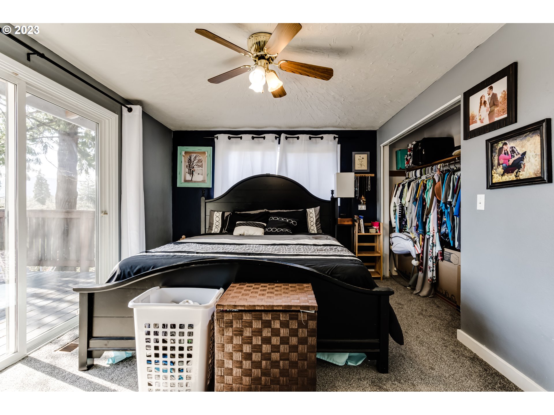 1109 Linda Lane Springfield, OR 97478 - Photo 18 of 30 a living room with a bed furniture and a window