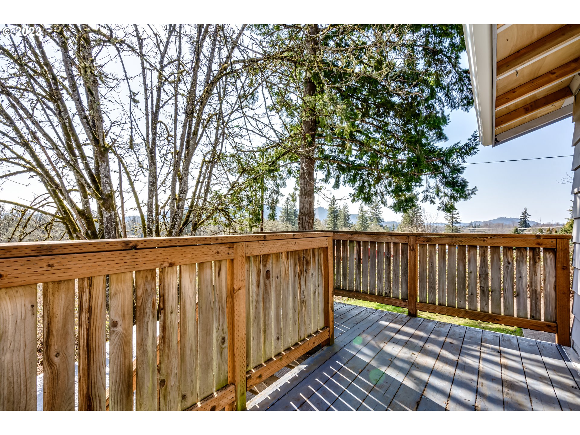 1109 Linda Lane Springfield, OR 97478 - Photo 19 of 30 a view of deck with wooden floor and fence