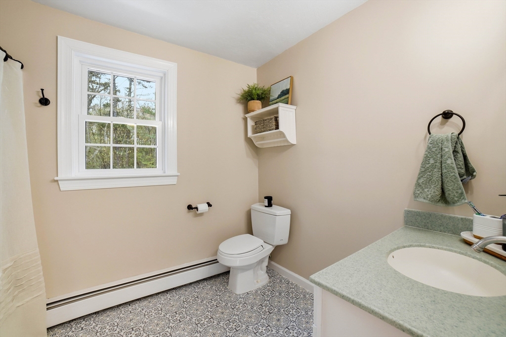 43 Carriage Hill Road Northborough, MA 01532 - Photo 27 of 35
