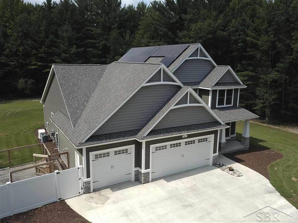 2075 North 5 Mile Road Sanford, MI 48657 - Photo 4 of 66