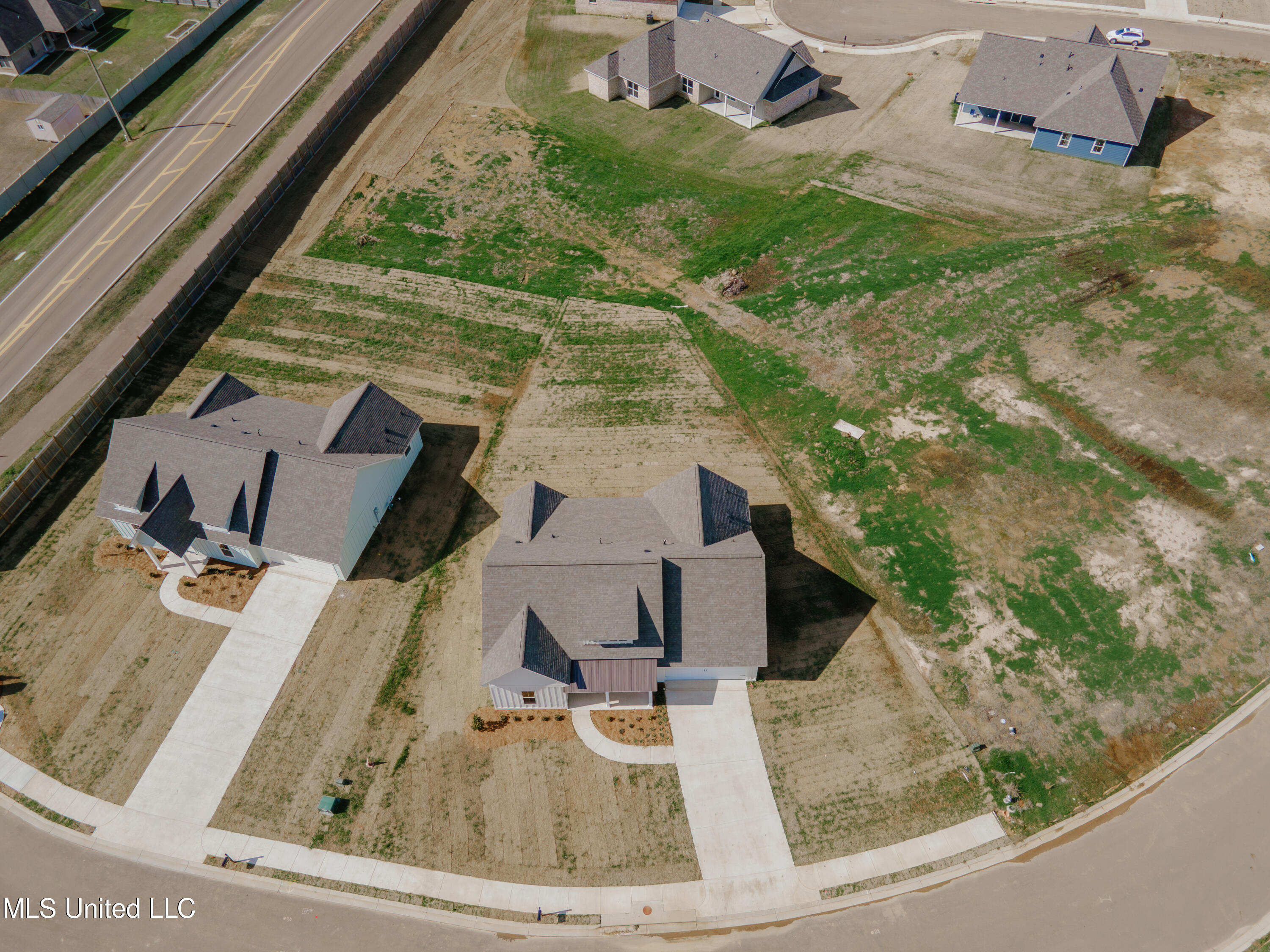 103 Trace Pointe Place Clinton, MS 39056 - Photo 3 of 63 4-Front(5)