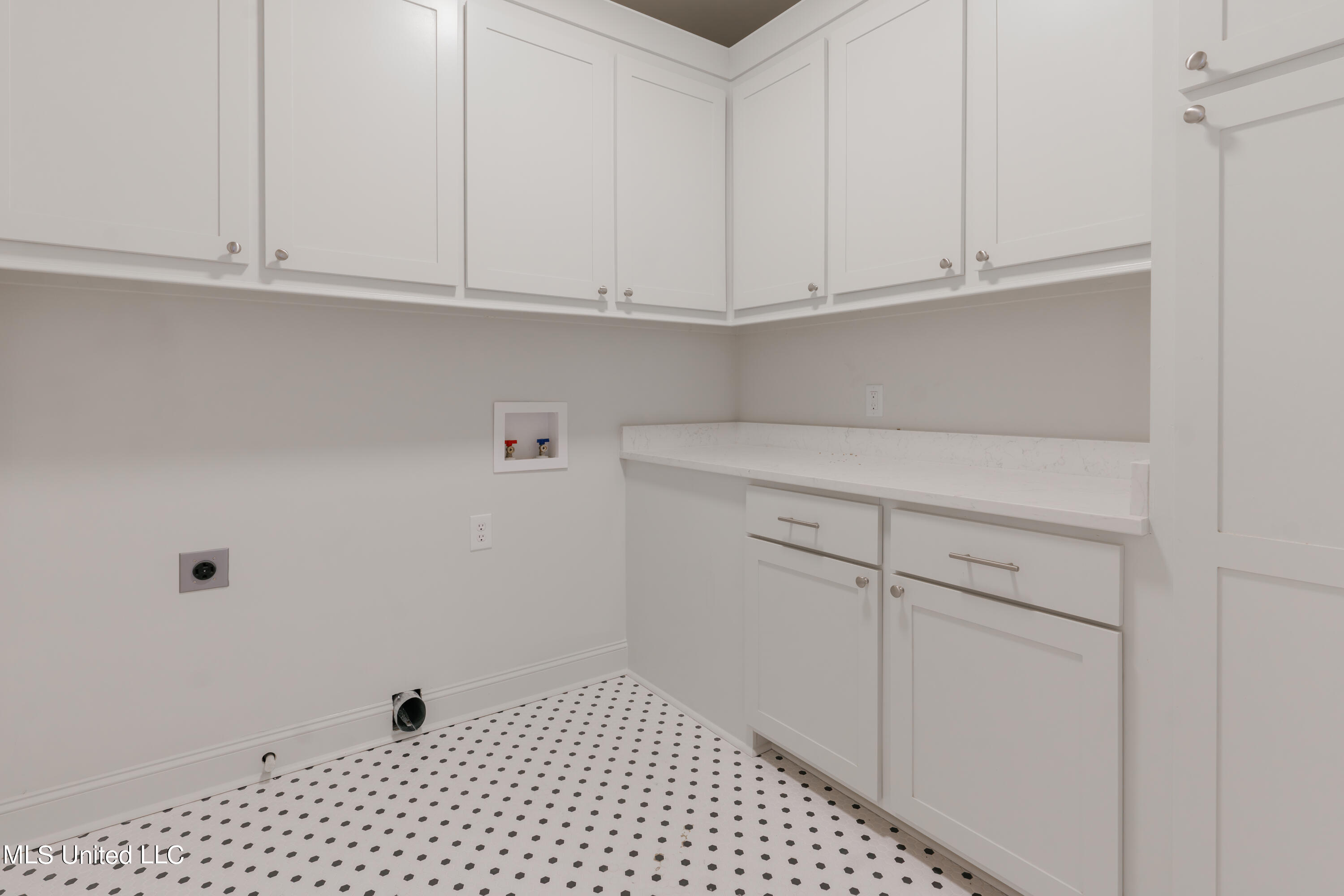 103 Trace Pointe Place Clinton, MS 39056 - Photo 54 of 63 59-LaundryRoom(1)