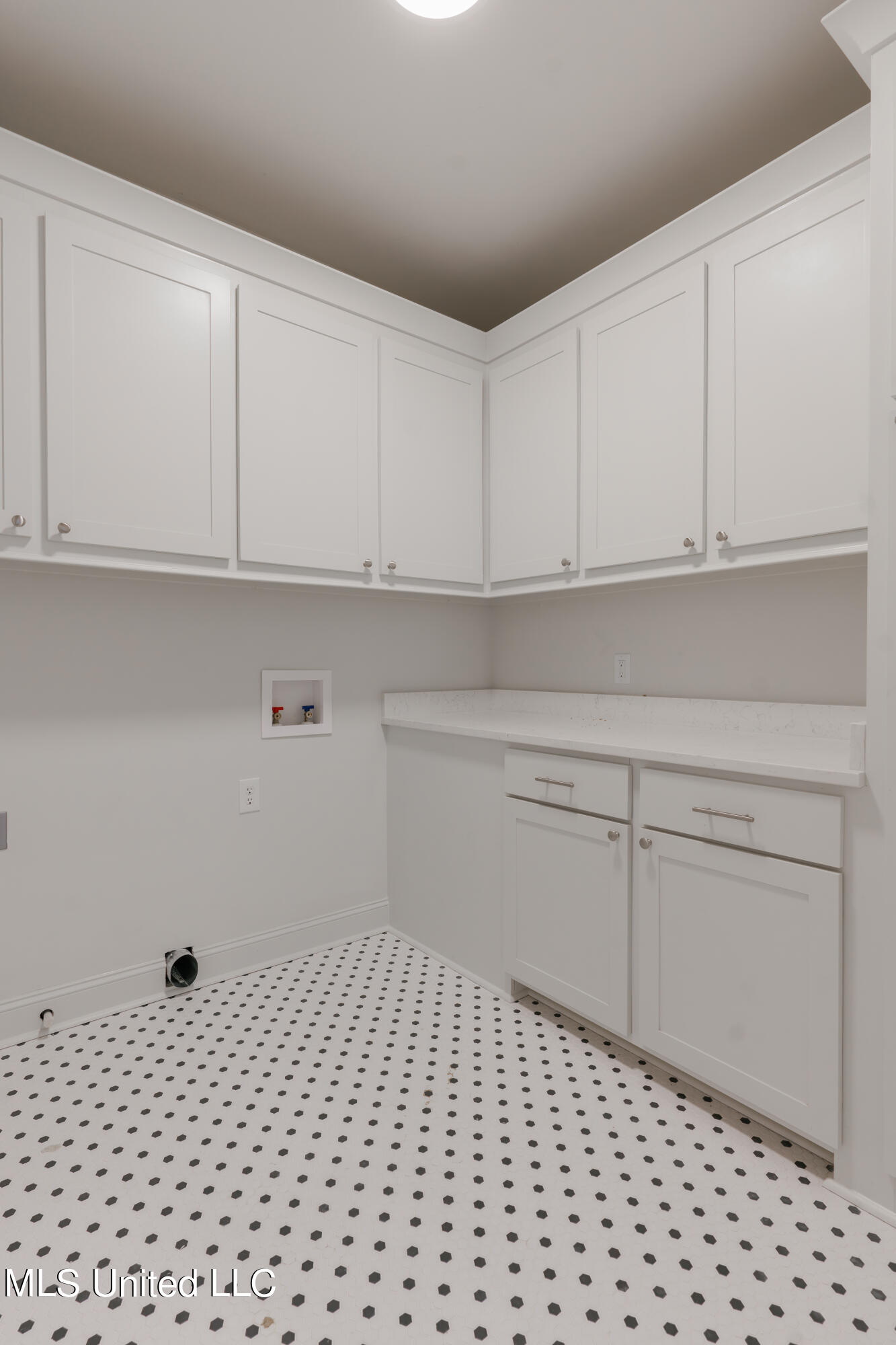 103 Trace Pointe Place Clinton, MS 39056 - Photo 55 of 63 60-LaundryRoom(1)