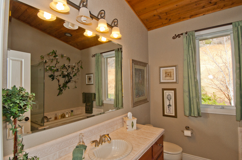 19200 Mountain Maple Road Lakehead, CA 96051 - Photo 18 of 36 a bathroom with a sink and a mirror