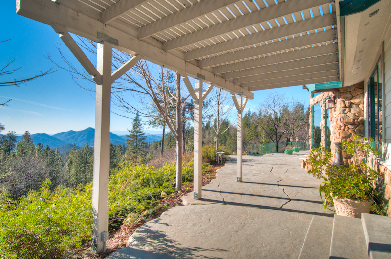 19200 Mountain Maple Road Lakehead, CA 96051 - Photo 25 of 36 a view of a patio with table and chairs and potted plants