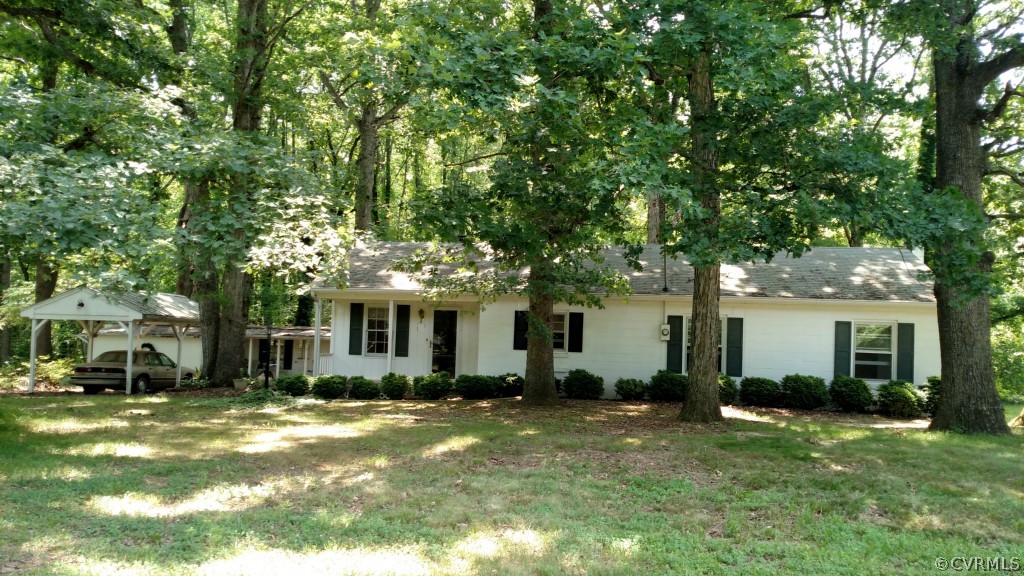 16397 Old Ridge Road Montpelier, VA 23192 - Photo 1 of 10 a front view of house with yard and green space