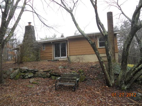 114 Hopkinton Road Upton, MA 01568 - Photo 4 of 14 Gallery Image 4