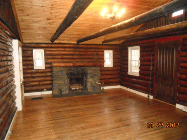 114 Hopkinton Road Upton, MA 01568 - Photo 8 of 14 Gallery Image 8