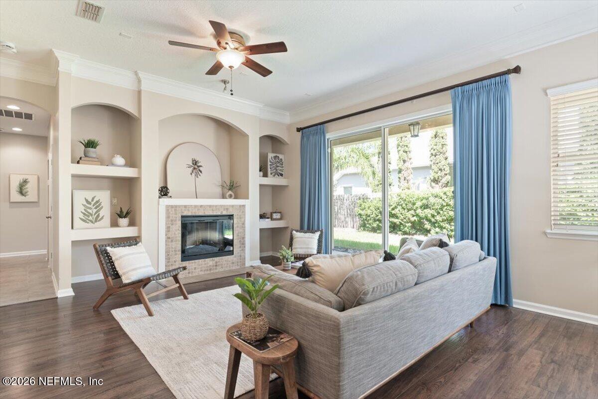 13849 Jeremiah Road Jacksonville, FL 32224 - Photo 9 of 38 Living Room