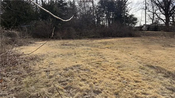$30,000 | 407 Maple Street, Leavenworth, KS 66048