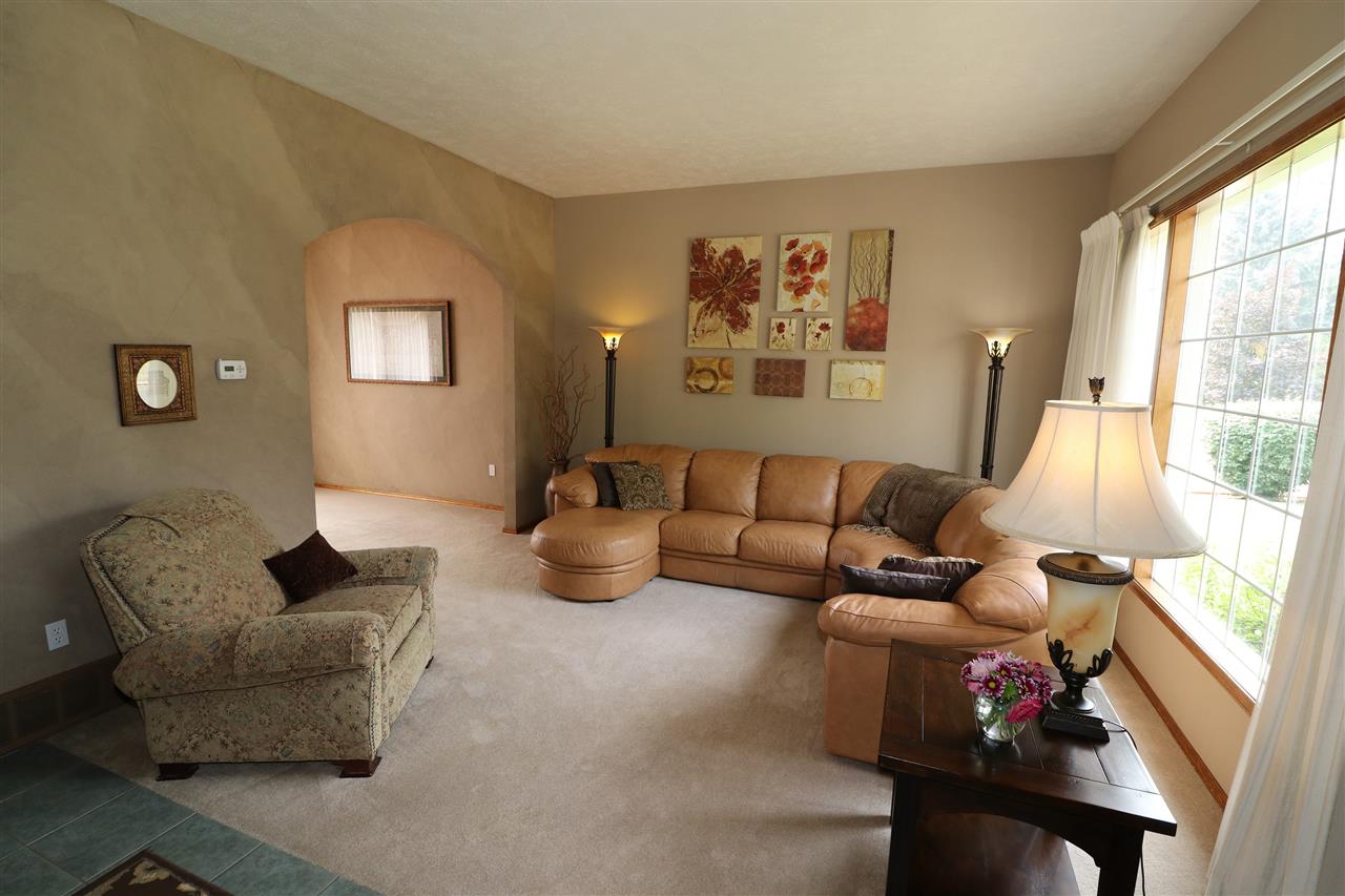 15010 North Lowe Road Mead, WA 99021 - Photo 3 of 20