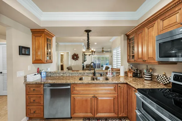 $449,995 | 790 Montana Vista Drive, Palm Desert, CA 92211