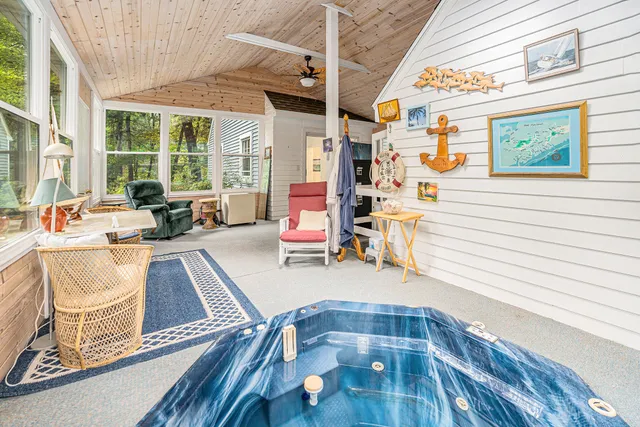 $795,000 | 4175 Creek Drive, New Buffalo, MI 49117