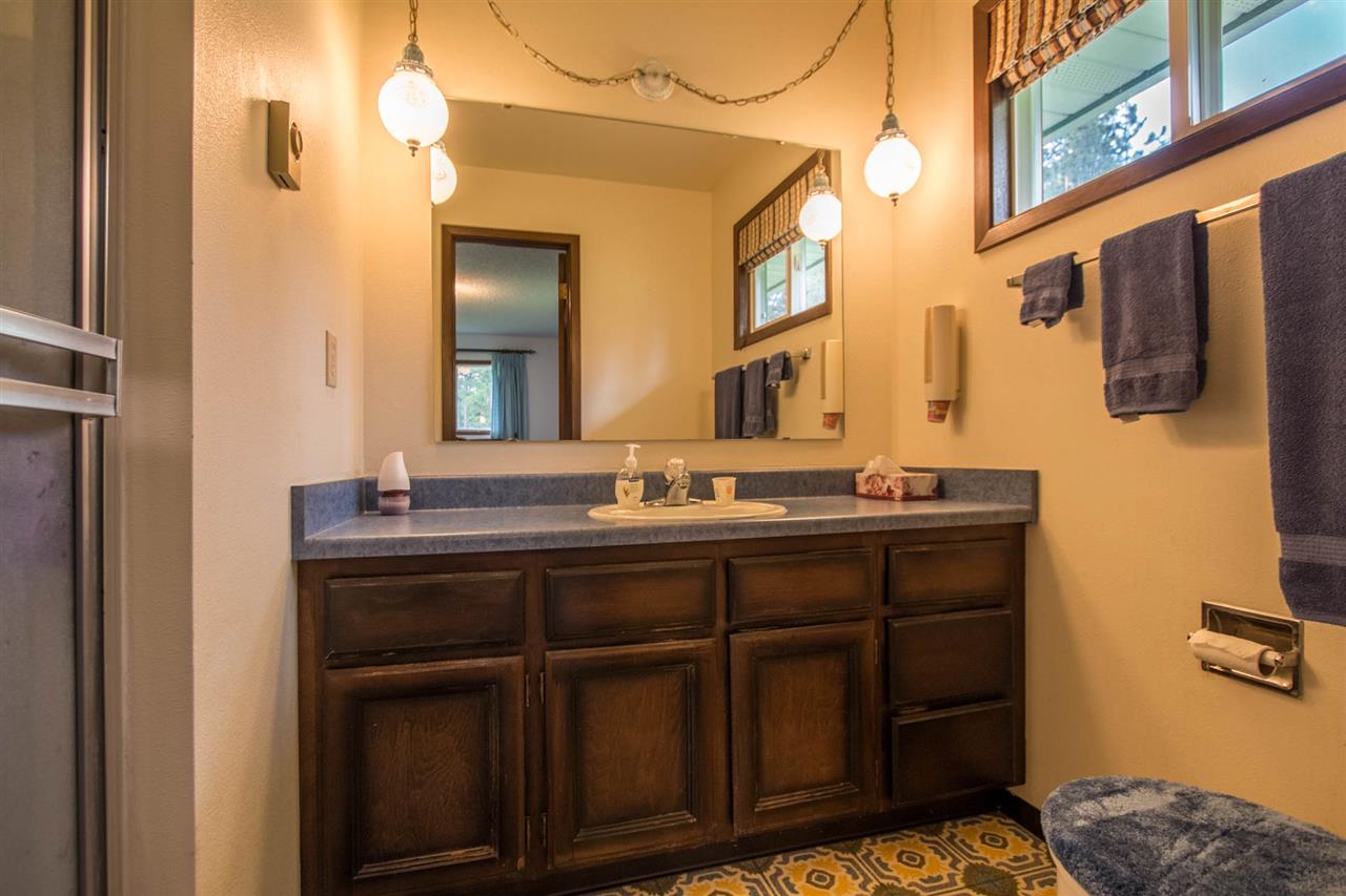 601 Phay Road Elk, WA 99009 - Photo 13 of 20