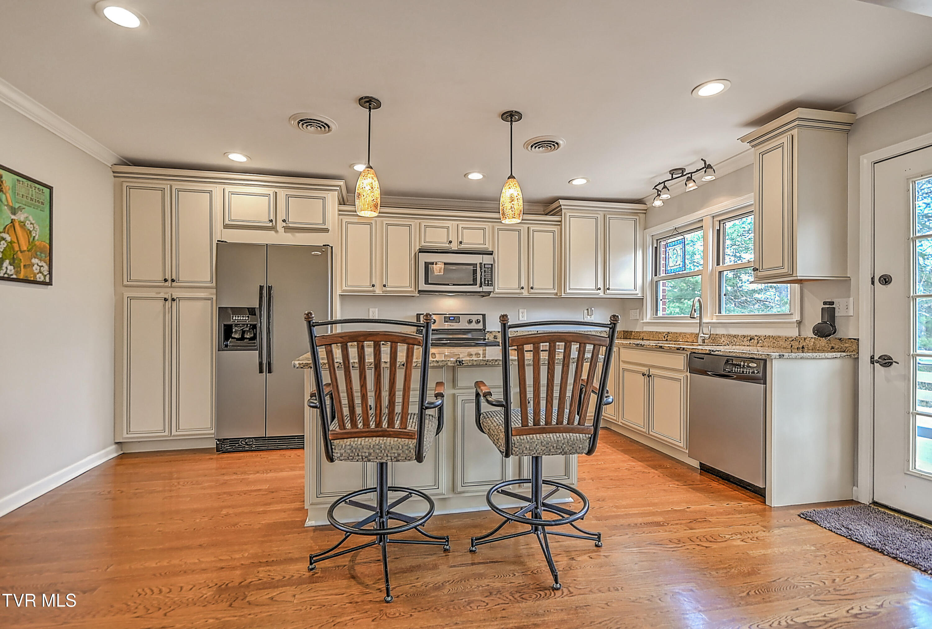 525 Cheyenne Road Bristol, VA 24201 - Photo 17 of 57 525 Cheyenne KB-21