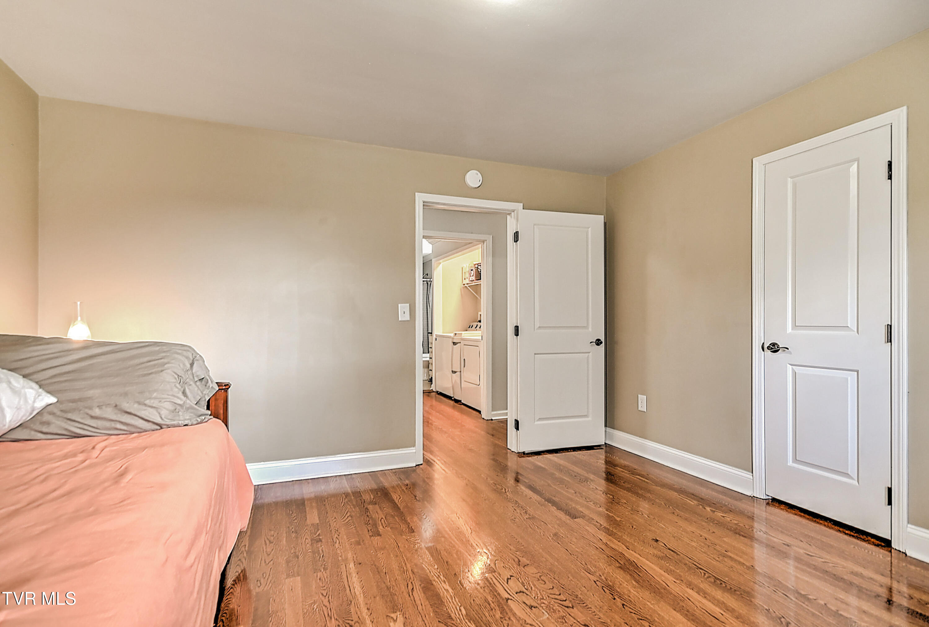 525 Cheyenne Road Bristol, VA 24201 - Photo 25 of 57 525 Cheyenne KB-27