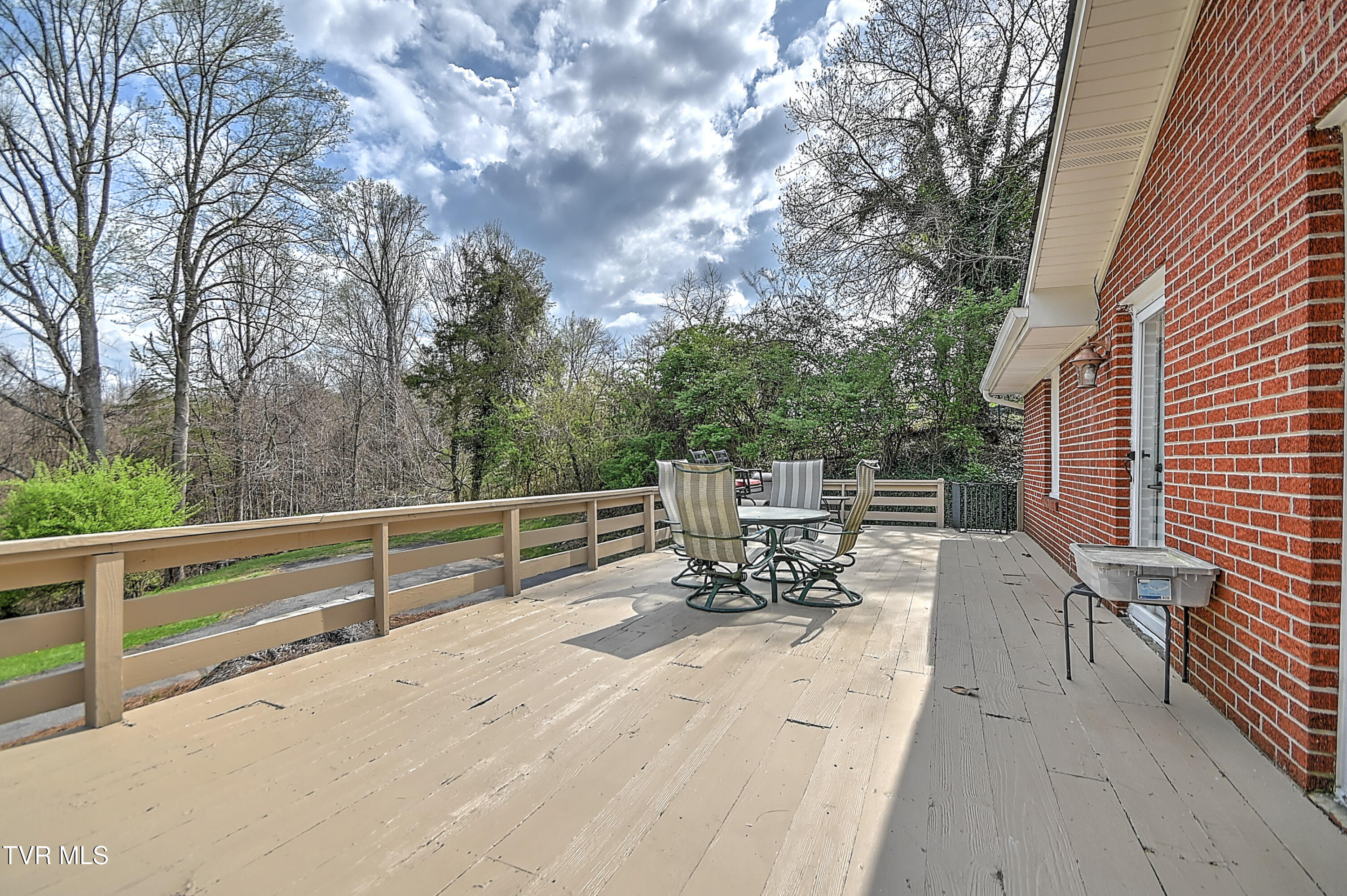 525 Cheyenne Road Bristol, VA 24201 - Photo 46 of 57 525 Cheyenne KB-32