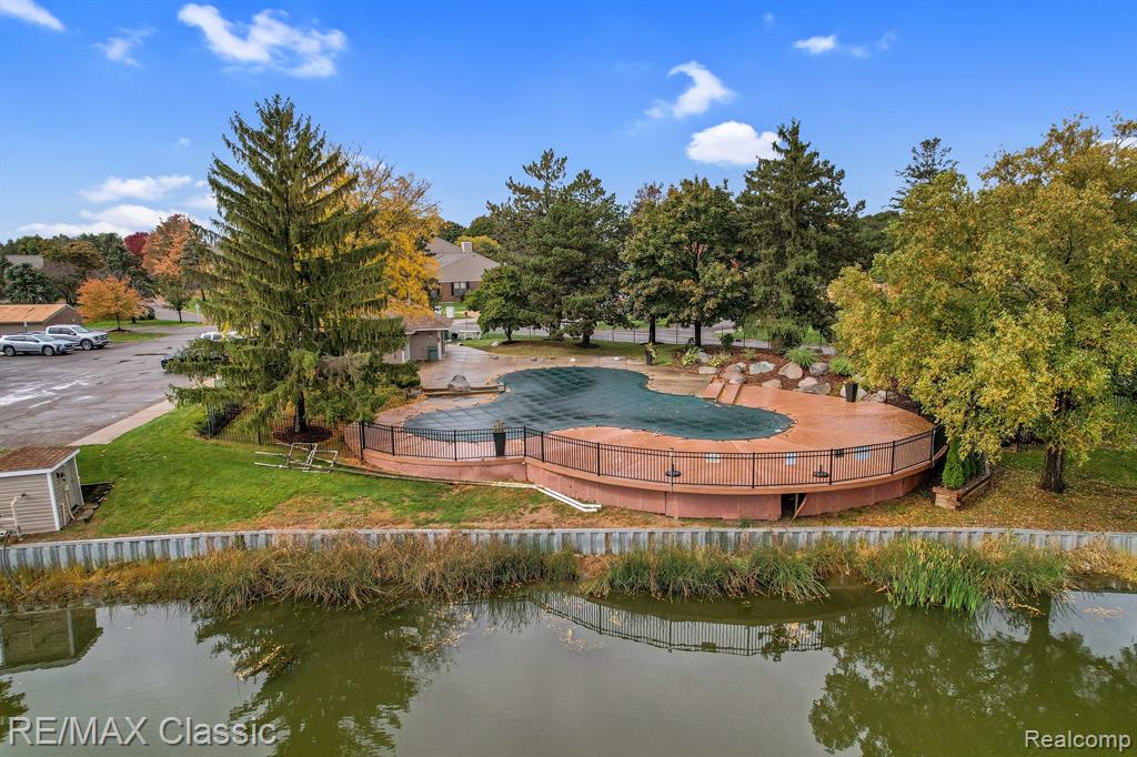 40041 Crosswinds Road Novi, MI 48375 - Photo 35 of 41 Gallery Image 35