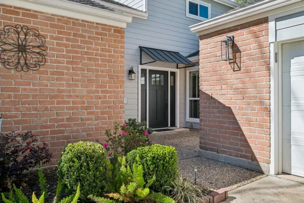 $460,000 | 12415 Rocky Knoll Drive, Houston, TX 77077
