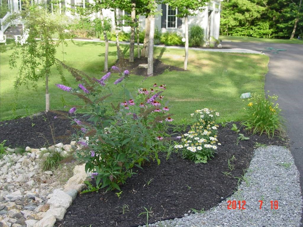 13 Country Road Deerfield, NH 03037 - Photo 26 of 35