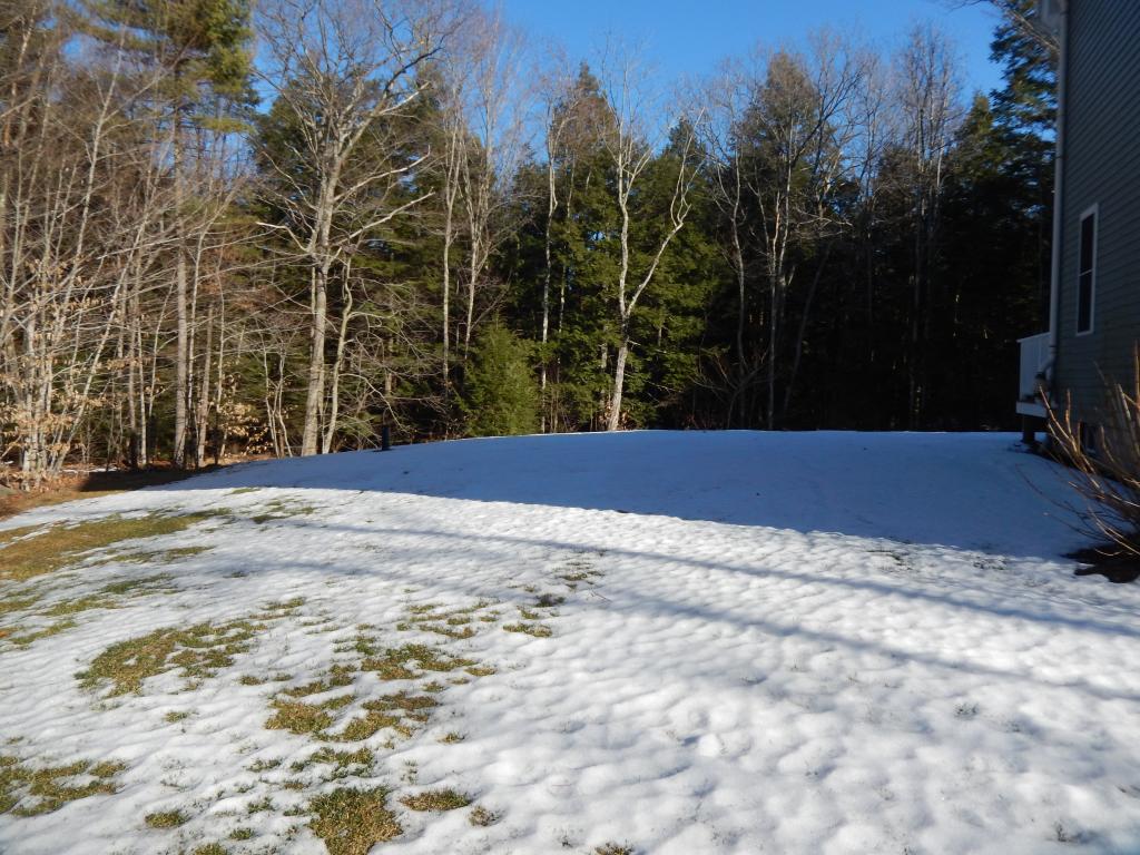 13 Country Road Deerfield, NH 03037 - Photo 34 of 35