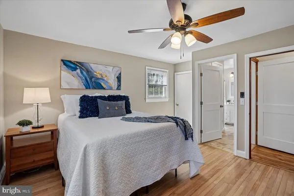 a view of a hallway with workspace