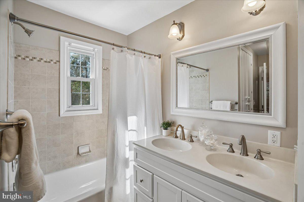 766 Cypress Road Severna Park, MD 21146 - Photo 34 of 92 Primary Bath