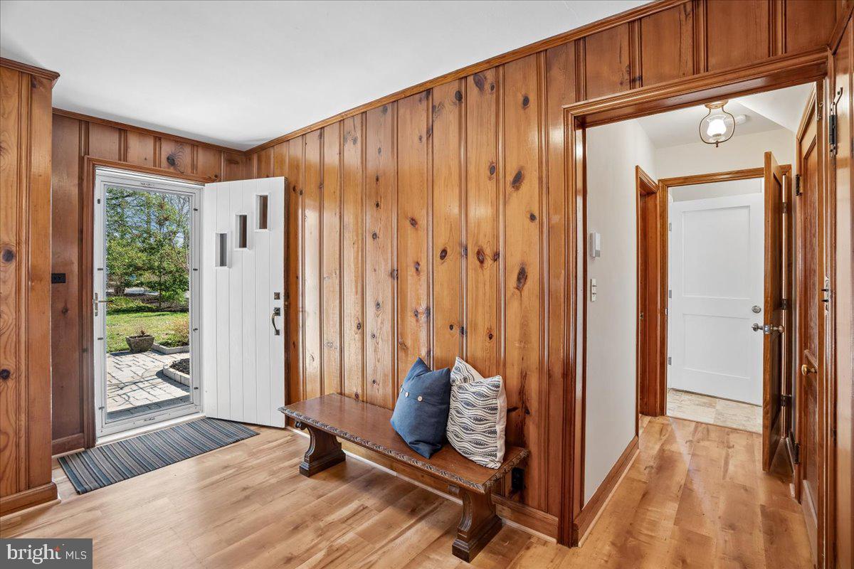 766 Cypress Road Severna Park, MD 21146 - Photo 8 of 92 Foyer Entry