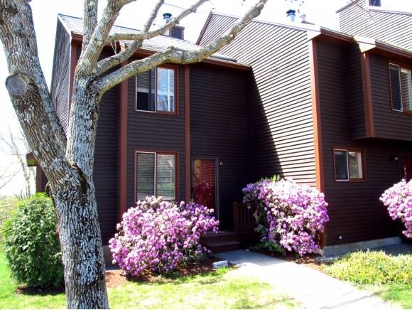 41 Thornhill Road, Unit 41 Stratham, NH 03885 - Photo 1 of 1