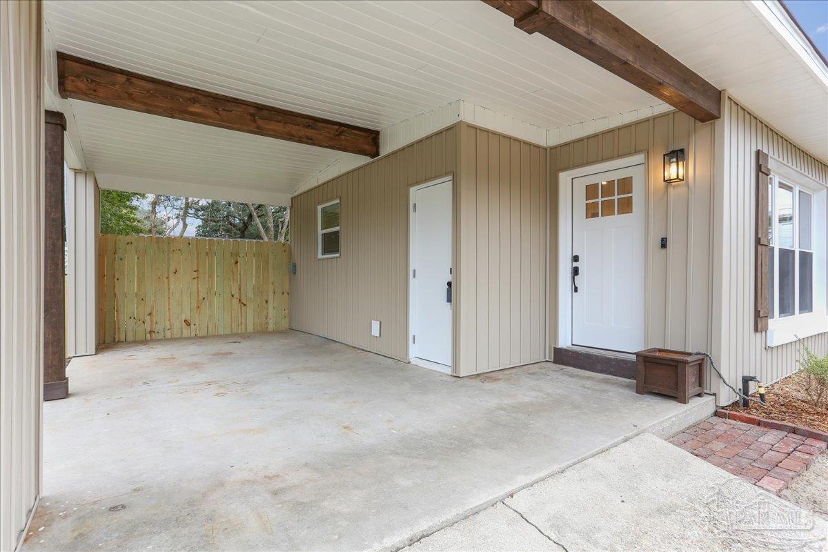 207 Alton Road Pensacola, FL 32507 - Photo 4 of 25