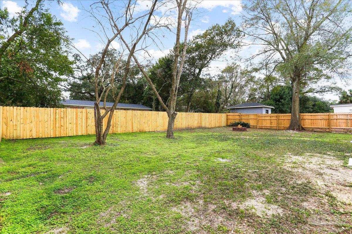 207 Alton Road Pensacola, FL 32507 - Photo 7 of 25