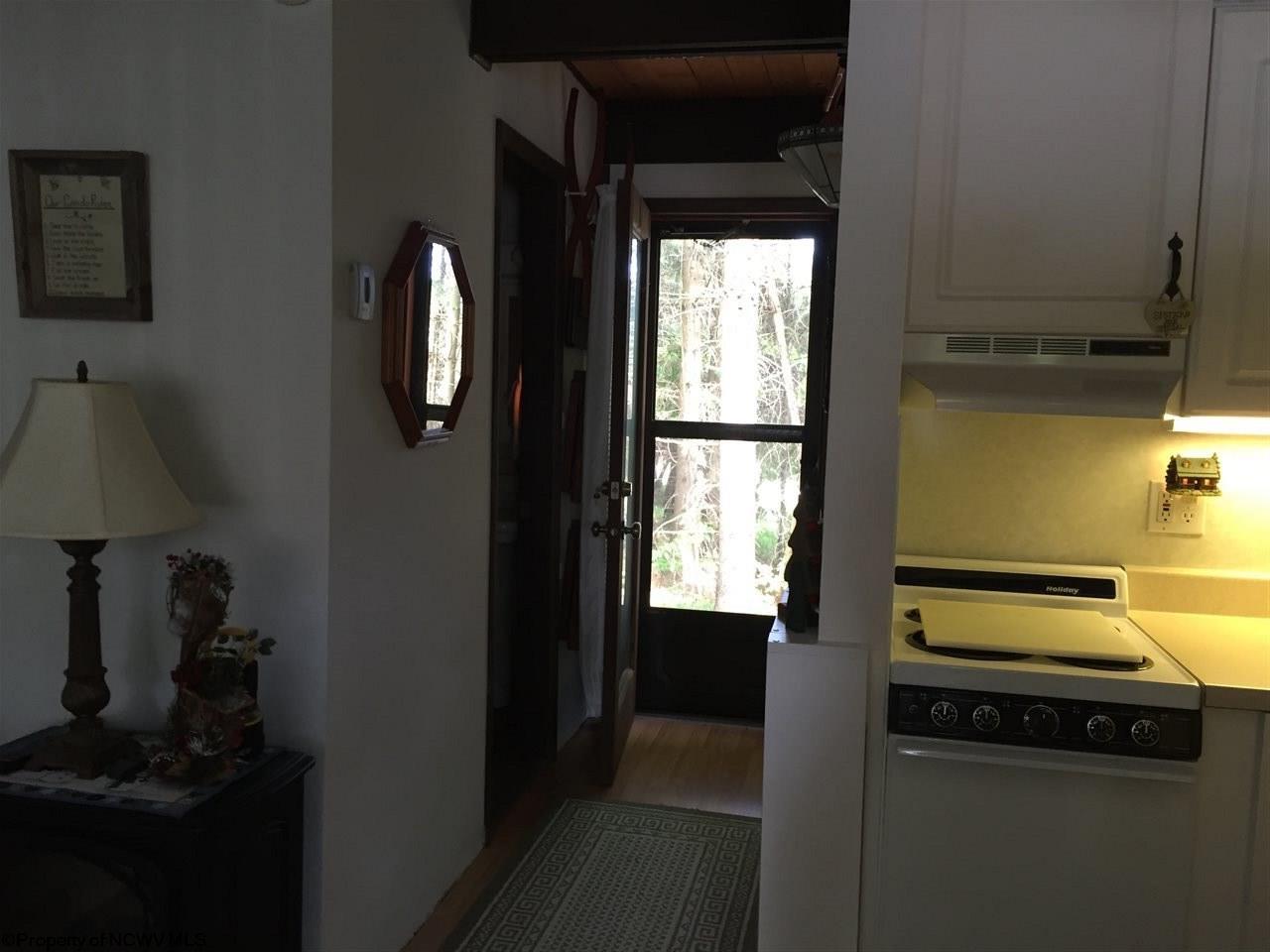 91 Pendletonheim Circle Davis, WV 26260 - Photo 10 of 19 Gallery Image 10