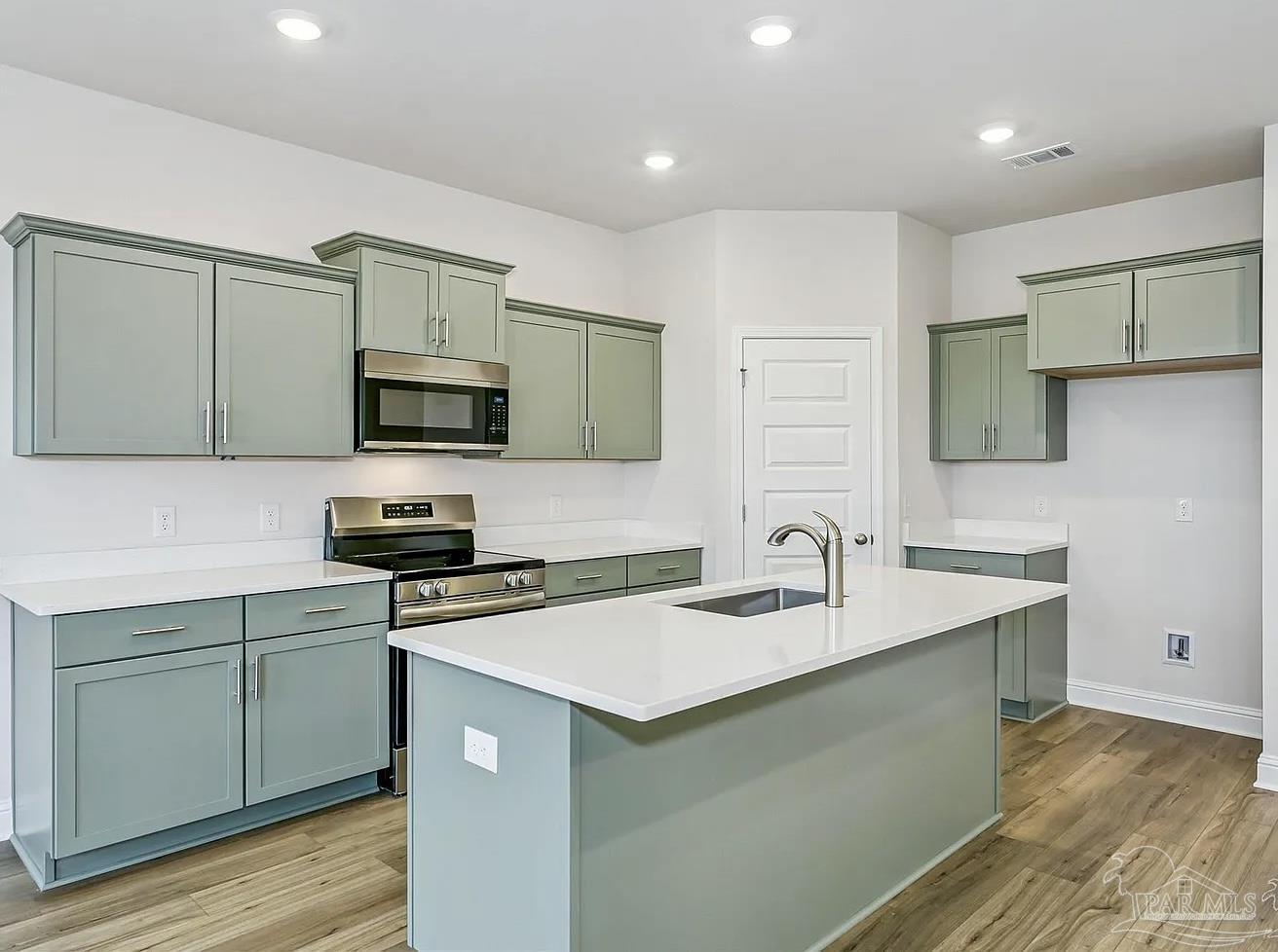 2787 Avalon Street Cantonment, FL 32533 - Photo 13 of 38