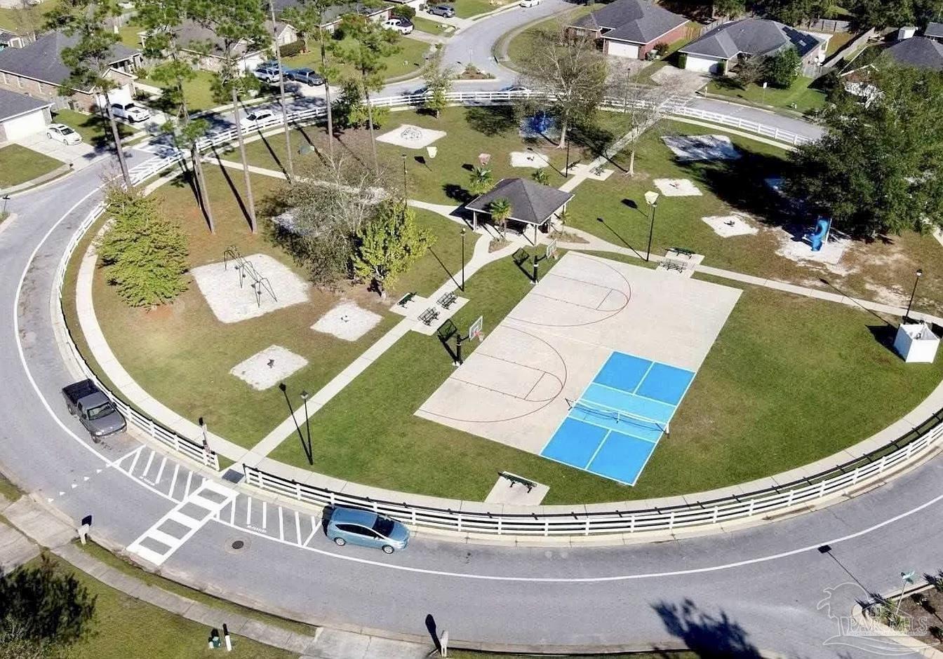 2787 Avalon Street Cantonment, FL 32533 - Photo 3 of 38