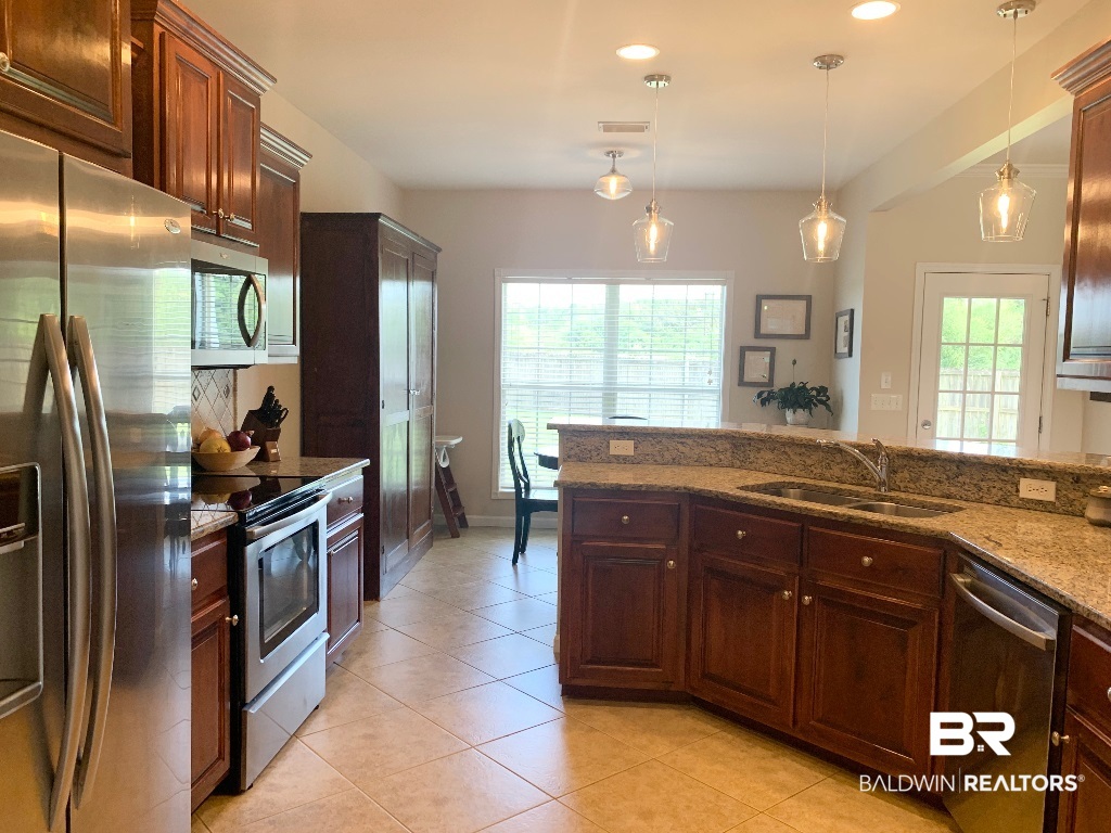8792 Milners Court Foley, AL 36535 - Photo 6 of 22