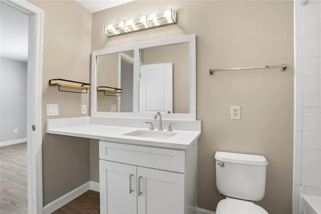 a picture of a bench in the window