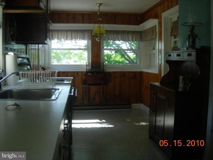 220 Stevens Road Middle River, MD 21220 - Photo 5 of 23 Kitchen