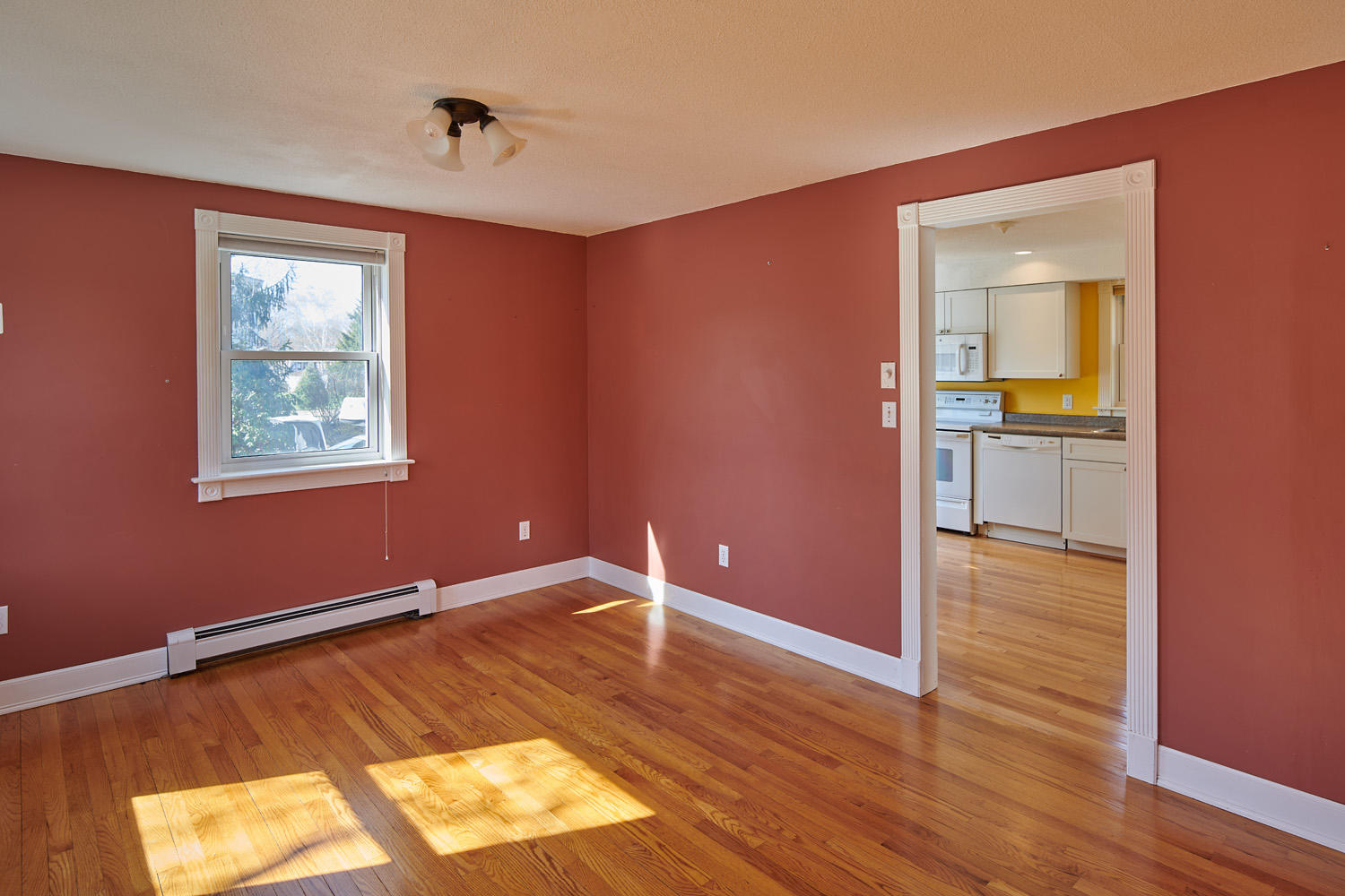 8 Hampton Road Cape Elizabeth, ME 04107 - Photo 9 of 18 9