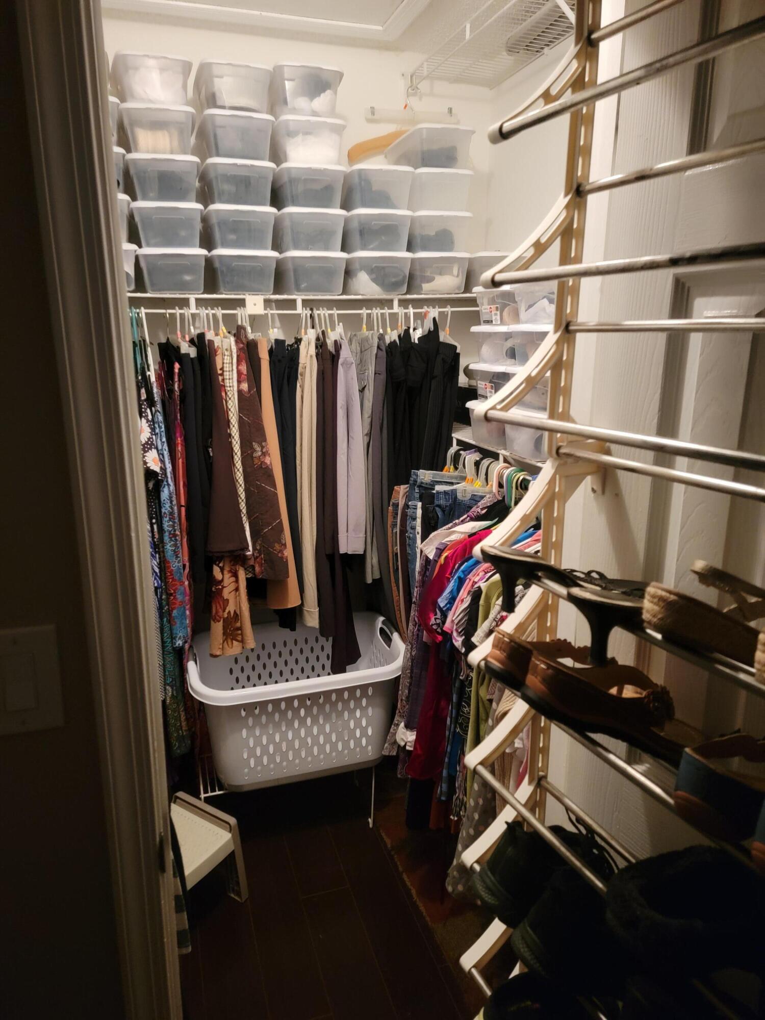 27 Vista Del Rio Boynton Beach, FL 33426 - Photo 24 of 45 Master closet