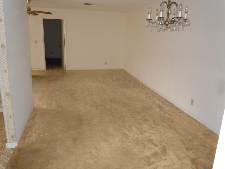 727 High Point Boulevard, Unit A Fort Pierce, FL 34982 - Photo 5 of 24 Dining&Living Areas