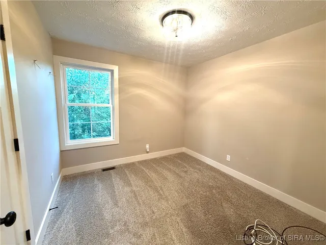 $219,900 | 1014 Sweet Amy Way, Sellersburg, IN 47172